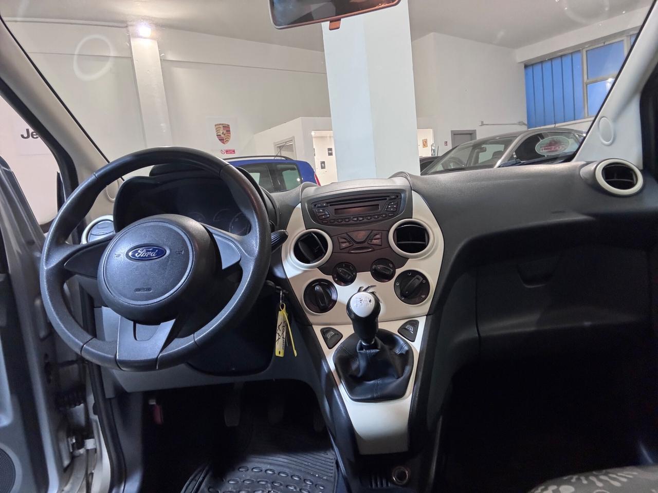 Ford Ka 1.2 8V 69CV Titanium