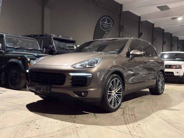 PORSCHE Cayenne 3.0 Diesel Platiunum Edition