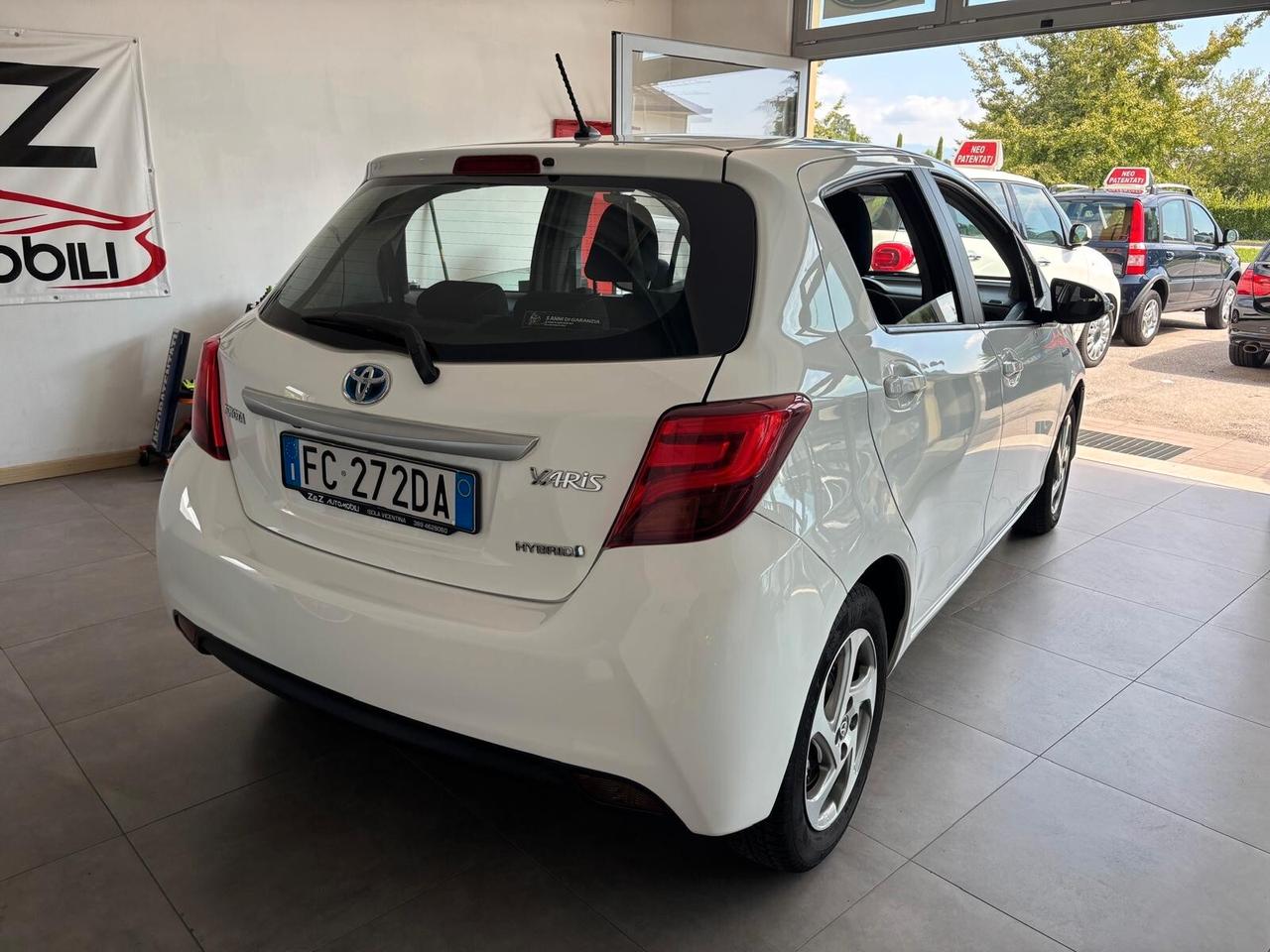 Toyota Yaris 1.5 ANNO 2016 73 CV CAMBIO AUTOMATICO OK NEOPATENTATI