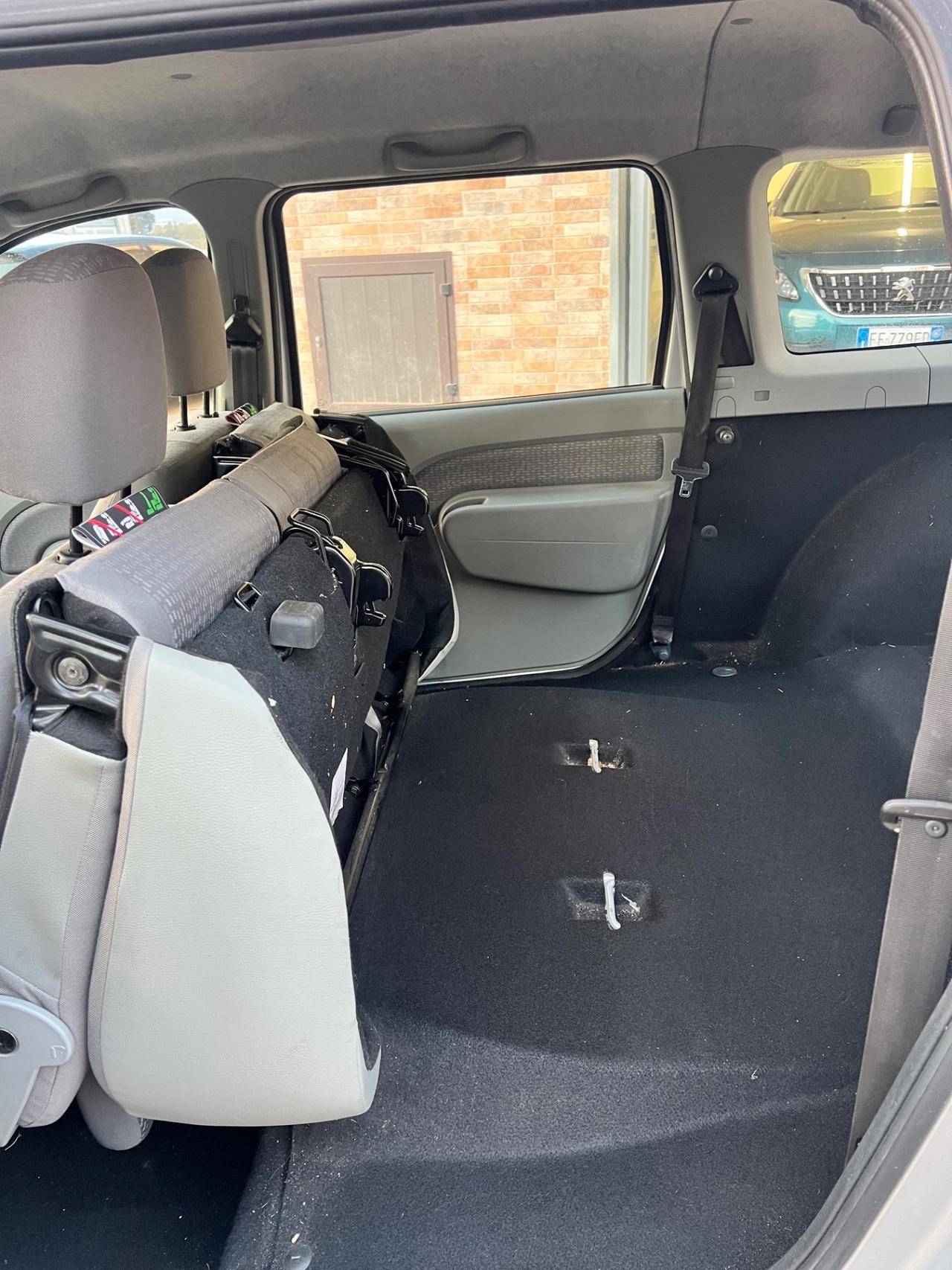 Dacia Logan MCV 1.5 dCi 70CV 5 posti Lauréate