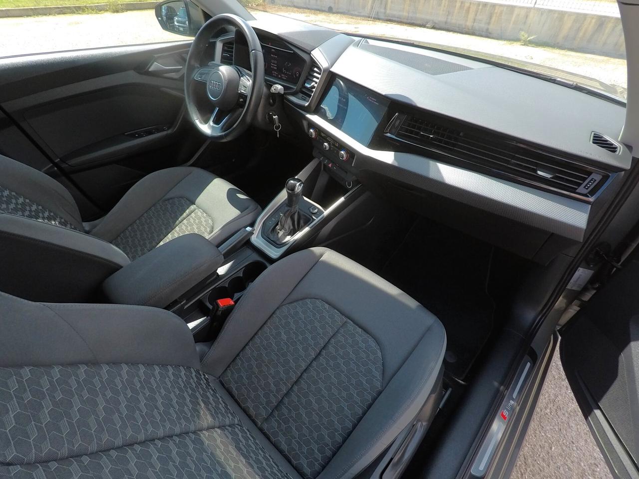 Audi A1 SB 25 TFSI S line edition Stronic