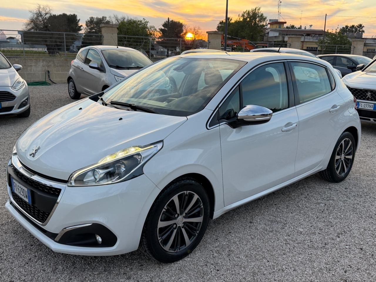 Peugeot 208 BlueHDi 75 5 porte Allure