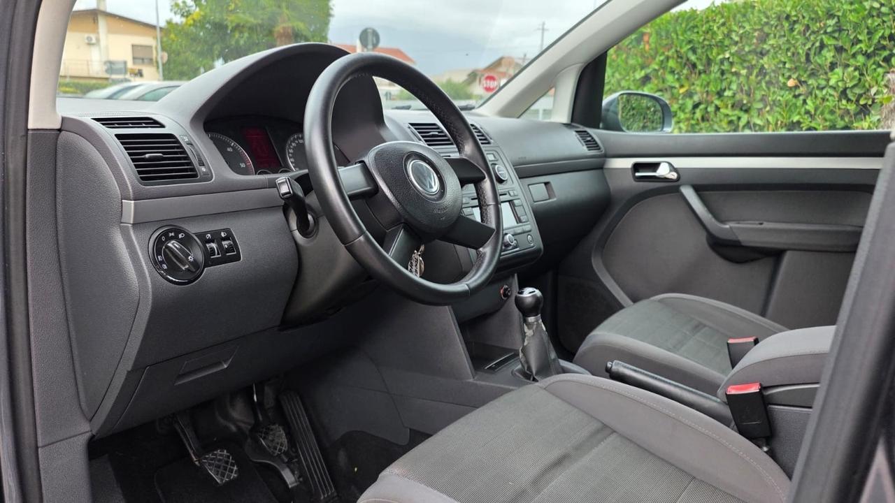 Volkswagen Touran 2.0 TDI 140CV Highline