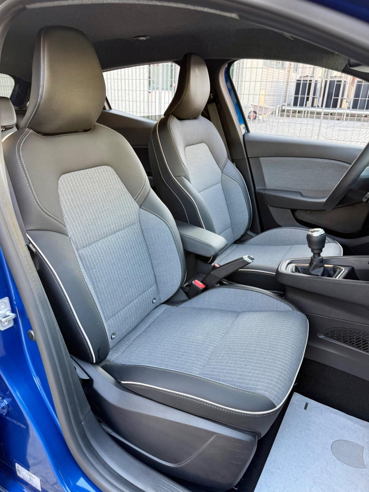 Renault Clio TCe 90 CV 5P*Navi*S&S*Camera*AppleCarPlay