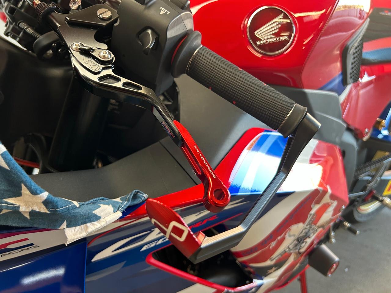 Honda CBR 600 RR racing