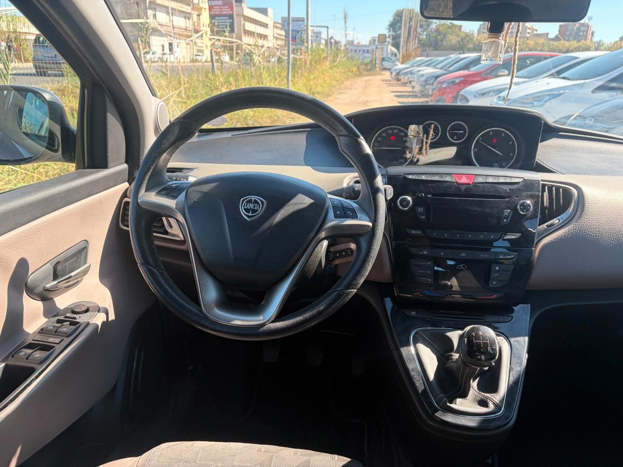 LANCIA YPSILON ELLE 1.3 MJT ANNO 2015 166.000 KM