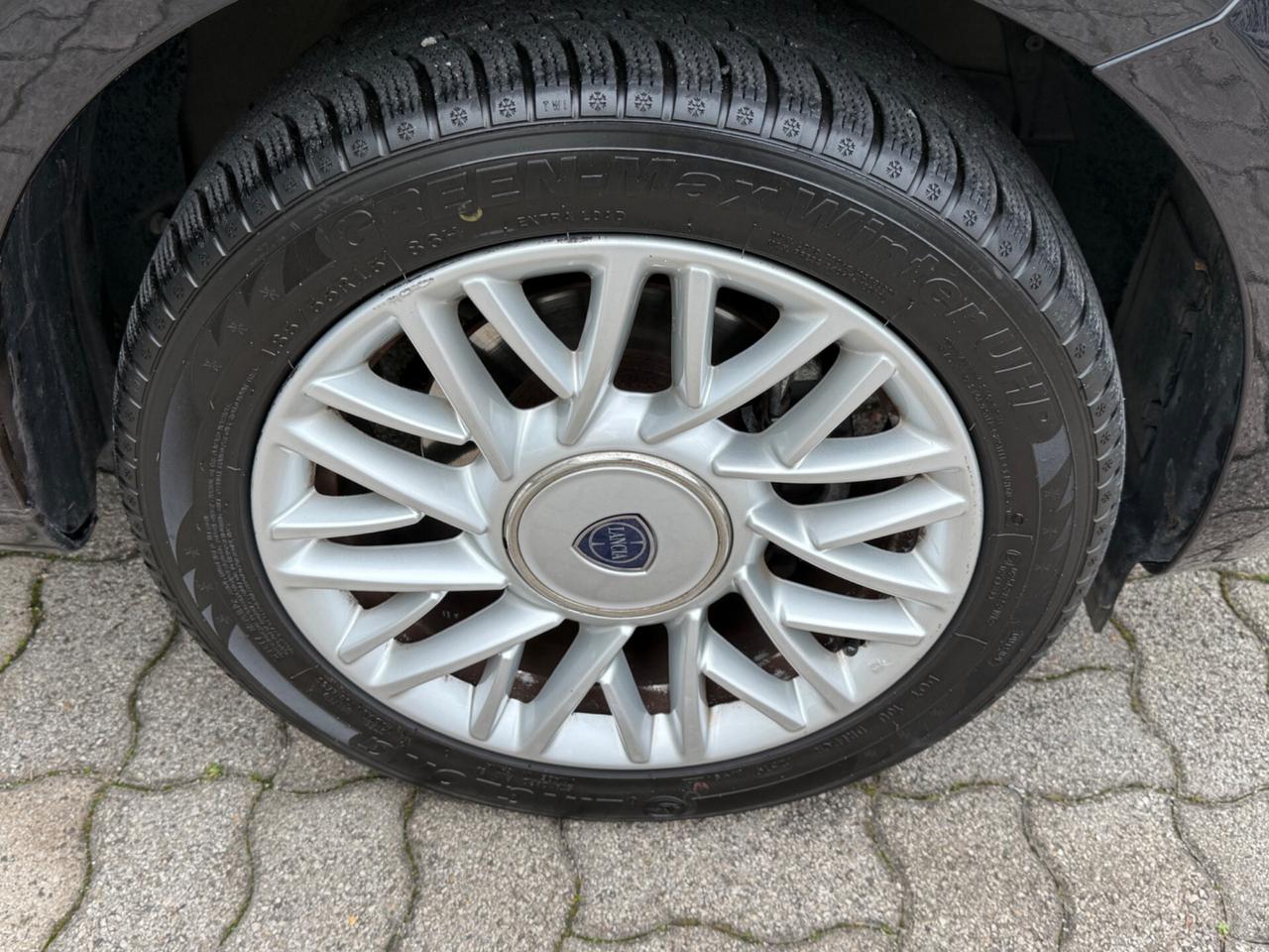 Lancia Ypsilon 1.2 69 CV 5 porte Elle