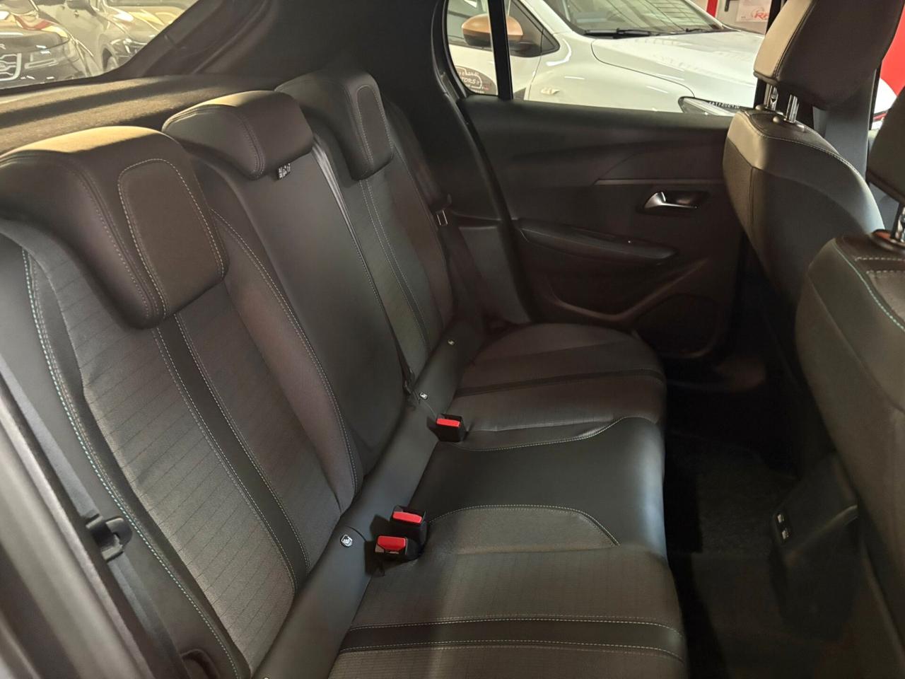 Peugeot 208 PureTech 100Cv Stop&Start 5 porte Allure