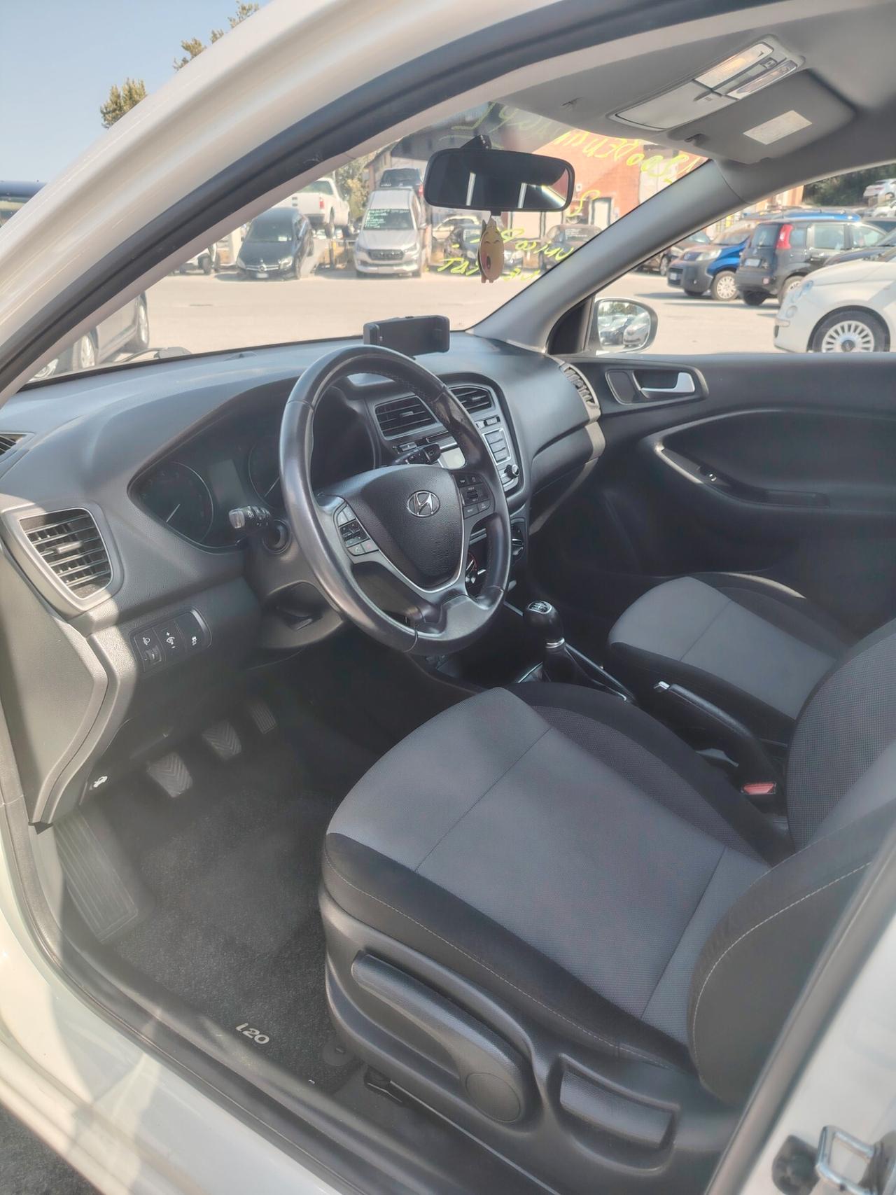 Hyundai i20 1.2 84 CV 5 porte Econext Comfort
