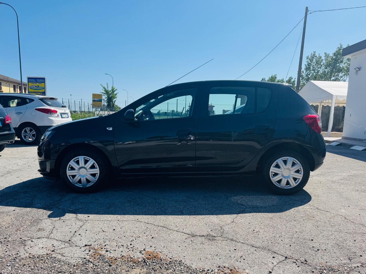 Dacia Sandero 1.2 16V GPL 75CV