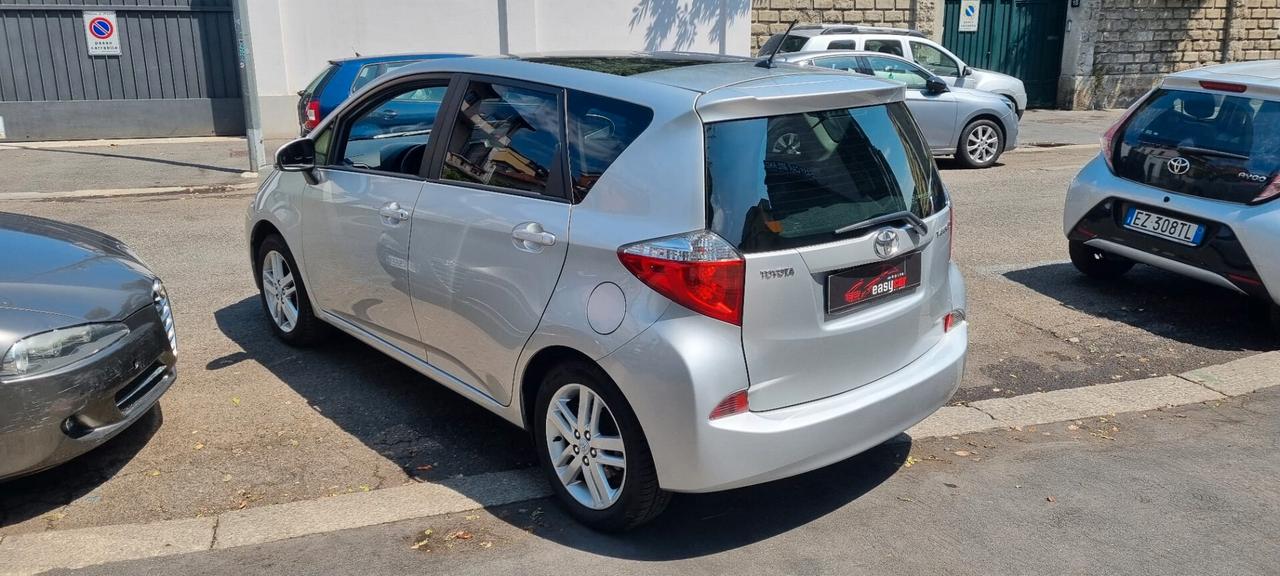 Toyota Verso-S 1.3 CVT Active