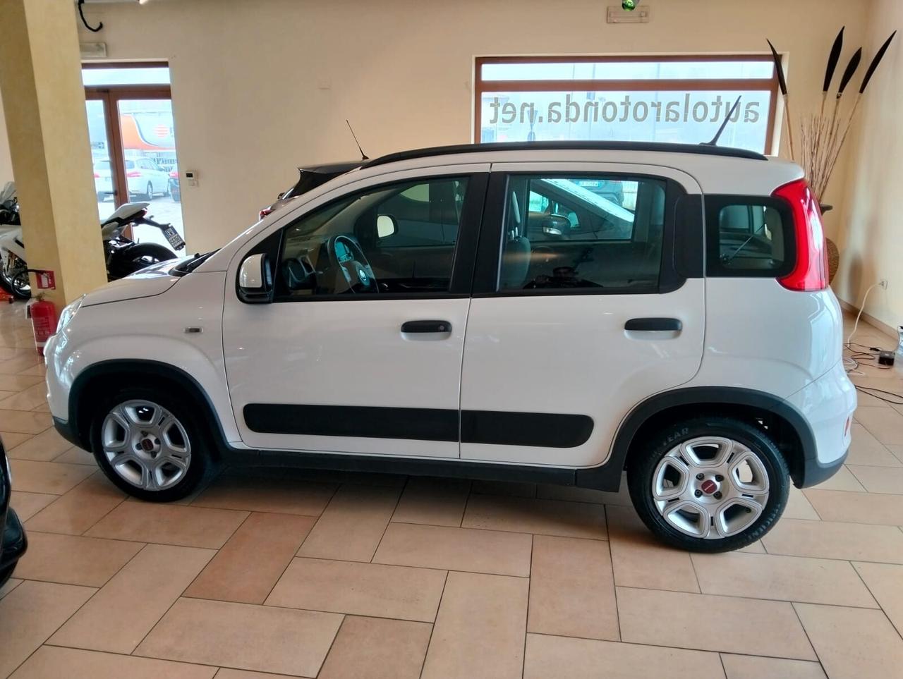 Fiat Panda 1.0 FireFly S&S Hybrid solo 19000km