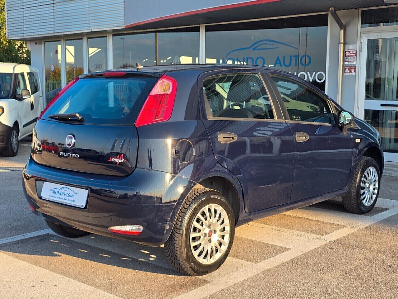 Fiat Punto 1.4 S&S 8V Metano Street 77cv 2015 NEOPATENTATI