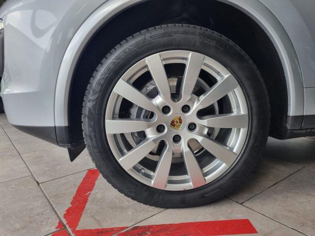 PORSCHE Cayenne 3.0 Diesel Platinum Edition