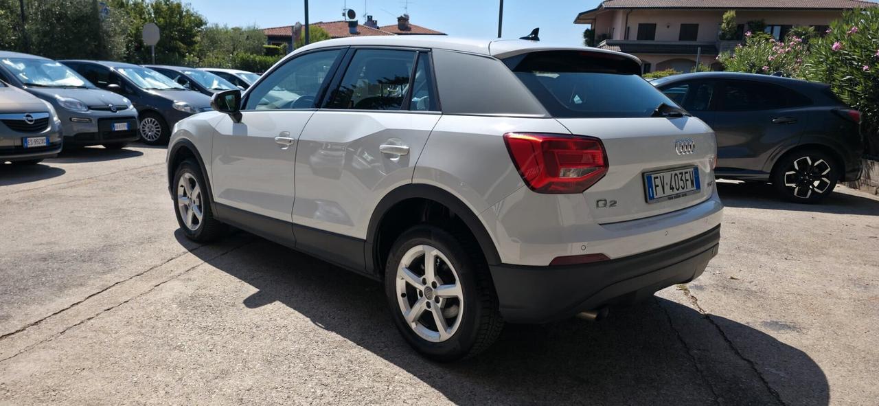 Audi Q2 30 TDI Business