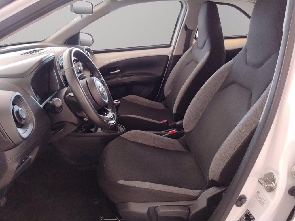 TOYOTA Aygo x 1.0 active 72cv del 2022