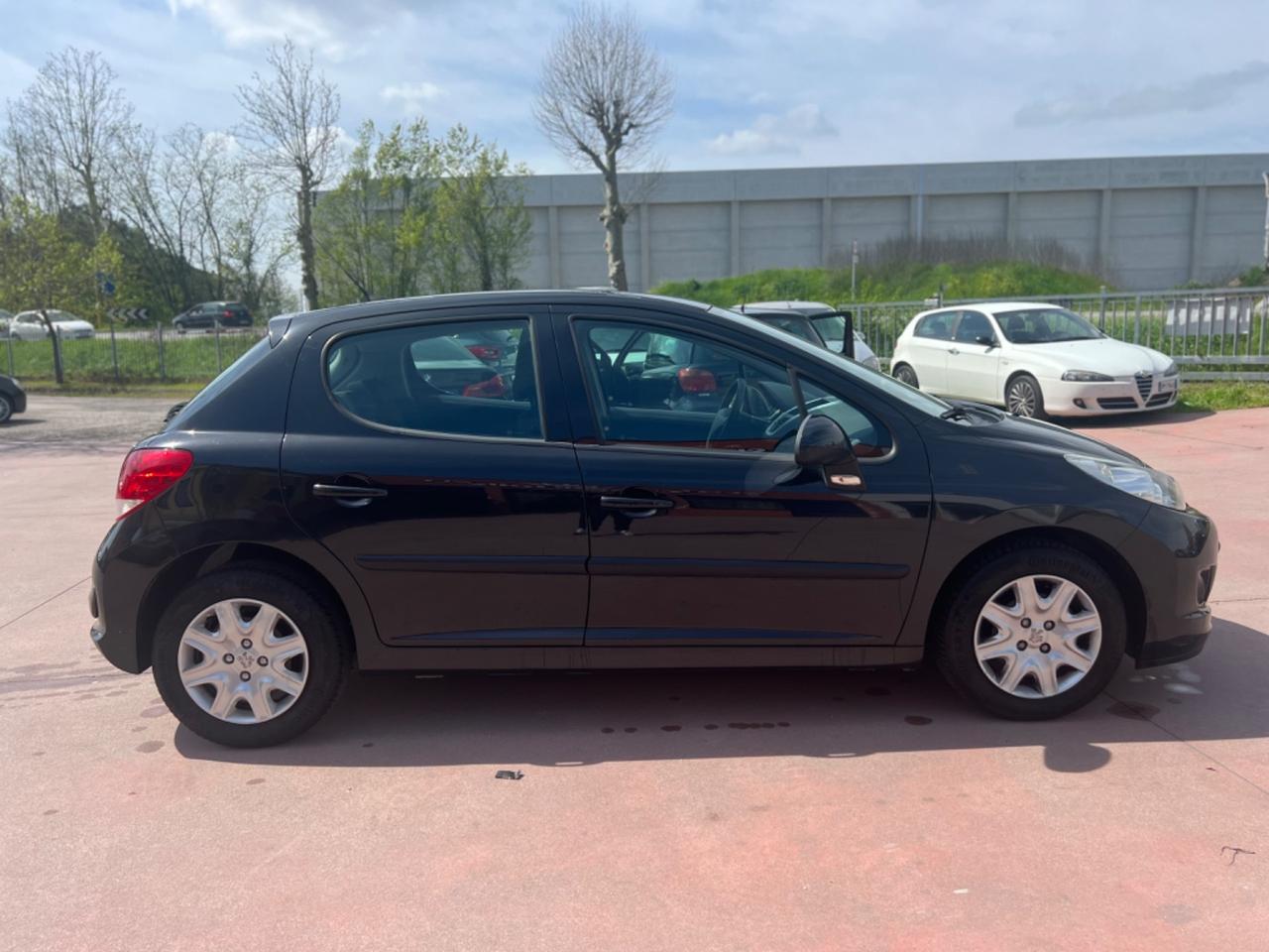 Peugeot 207 1.4 8V 75CV 5p. Energie ECO GPL