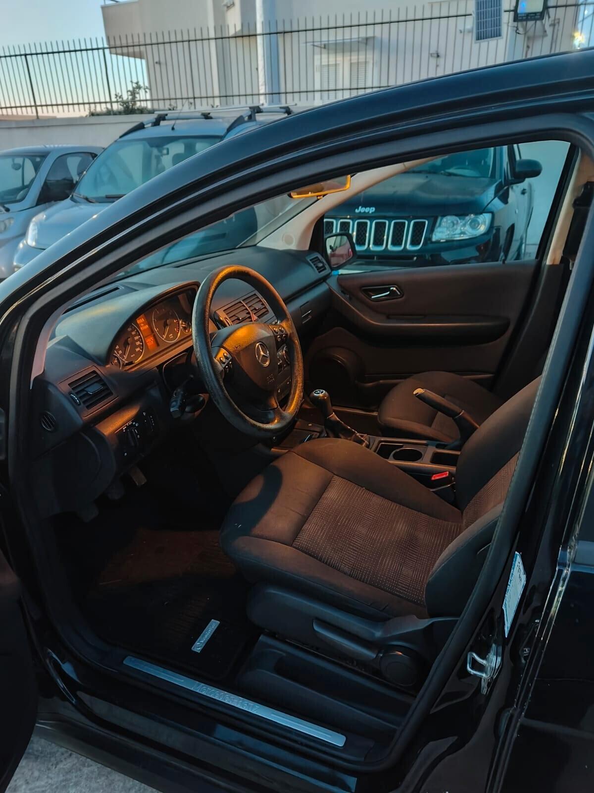 MERCEDES CLASSE A GPL - PRoV TOSCANA - ECCELLENTI CONDIZIONi