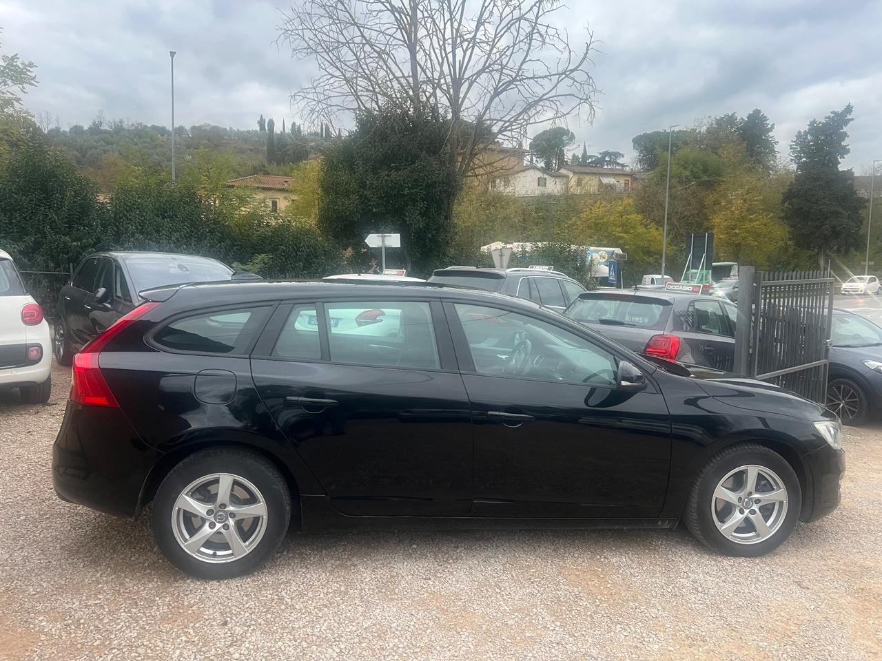 Volvo V60 D2 1.6 Kinetic