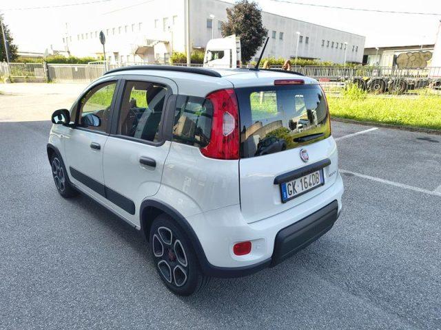 FIAT Panda 1.0 FireFly S&S Hybrid City Life NEOPATENTATI