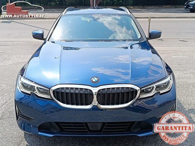 BMW 320 d 48V xDrive Touring STEPTRONIC/AUTOMATICA 4x4