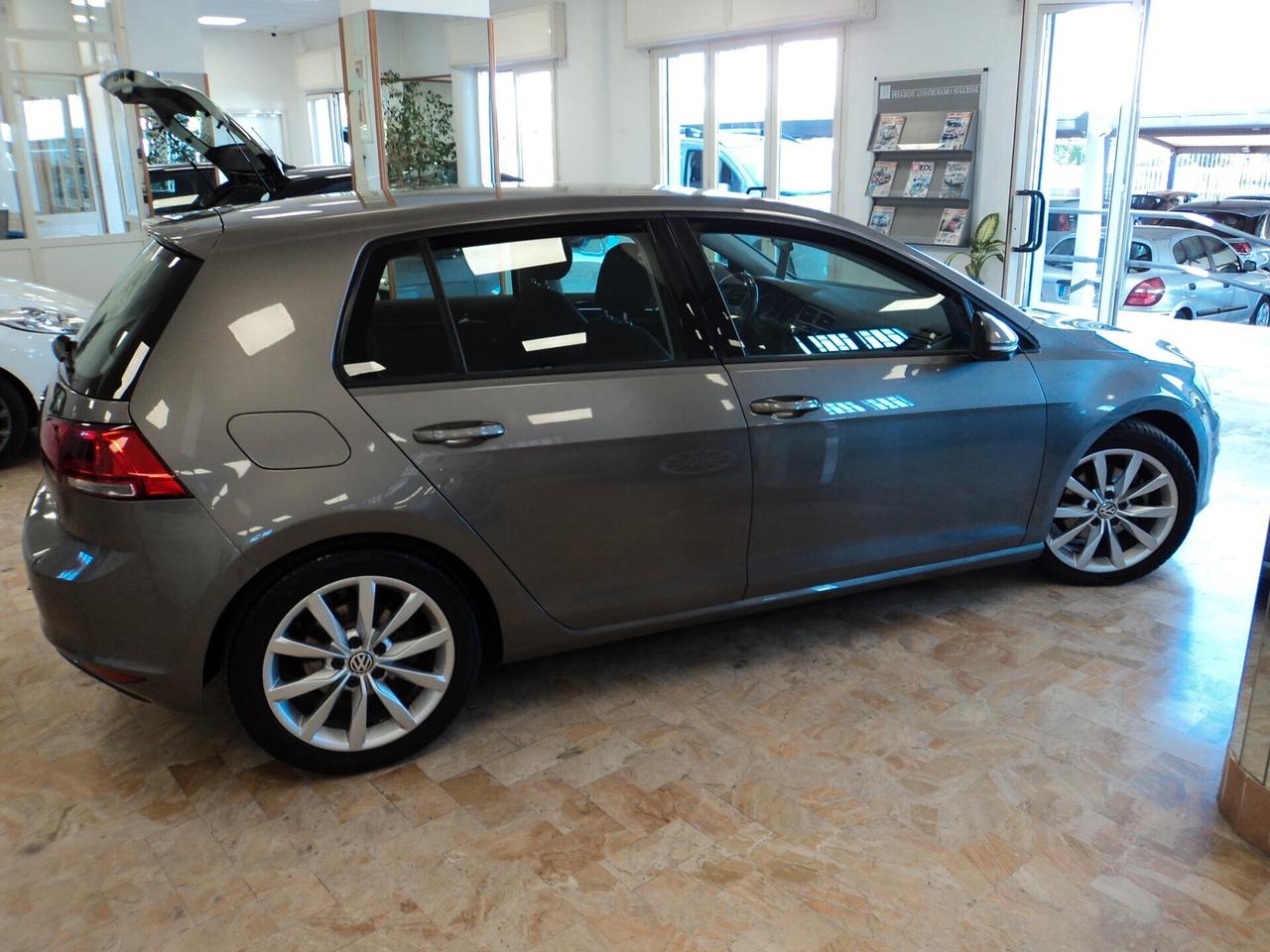 Volkswagen Golf 1.6 TDI 5p. 4MOTION Highline BlueMotion Technology