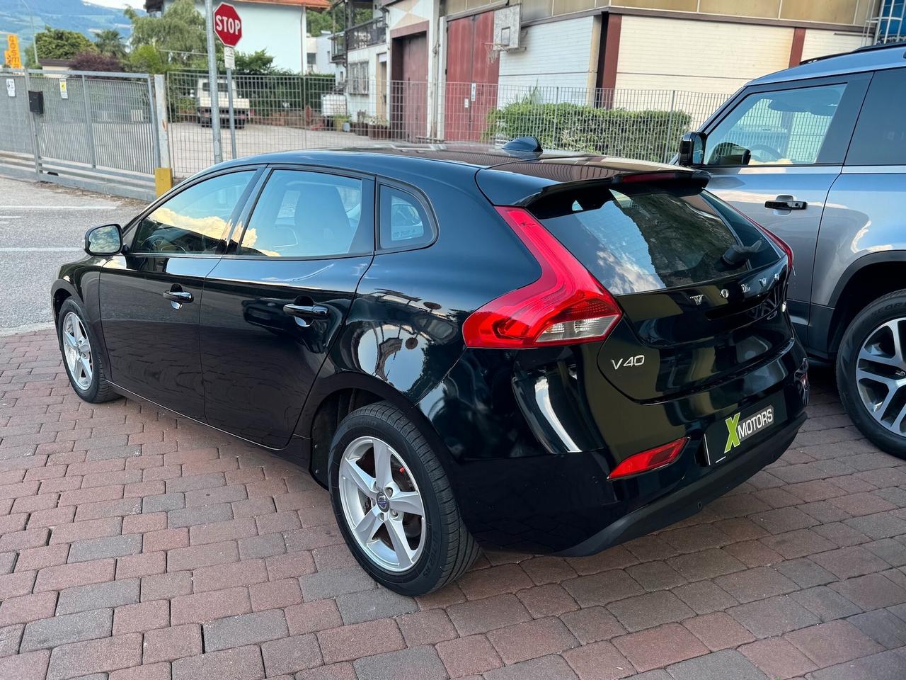 Volvo V40 D2 1.6 Momentum