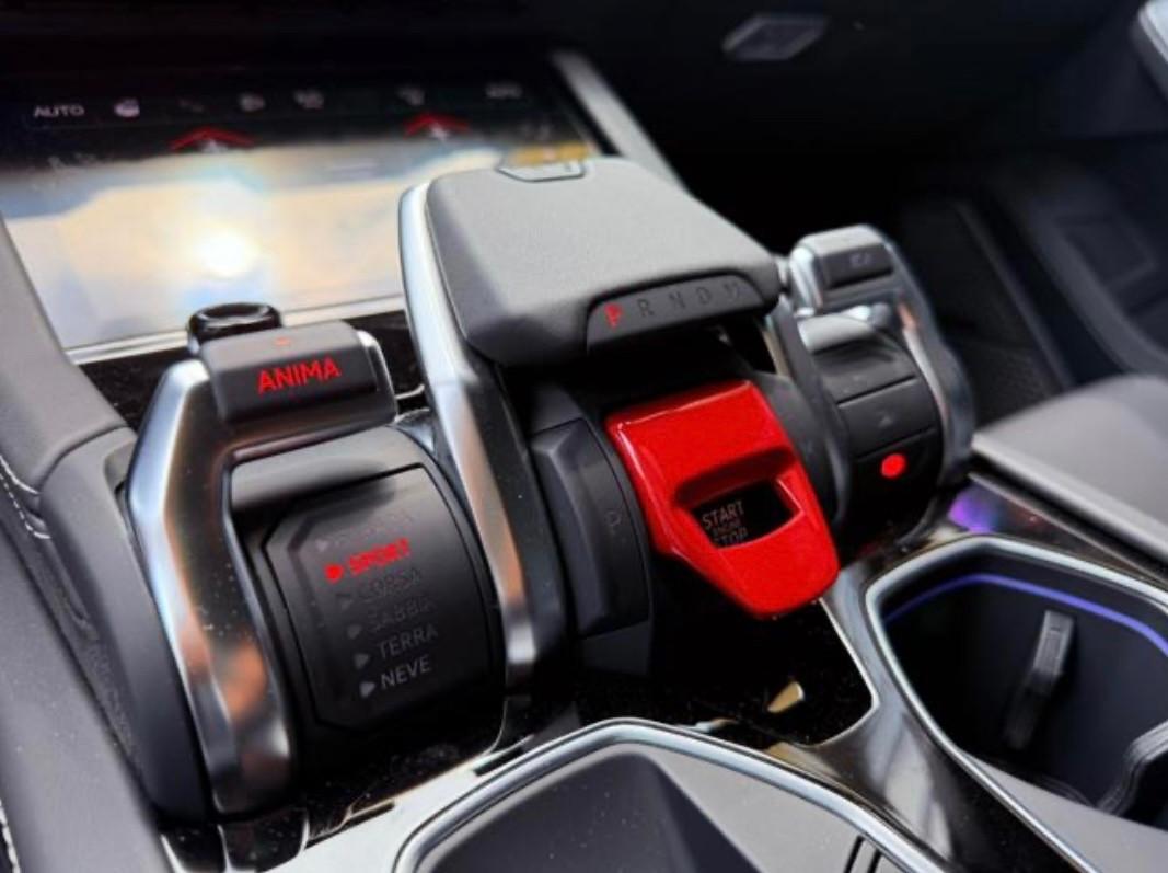 LAMBORGHINI Urus 4.0 SE PLUG-IN 800 CV