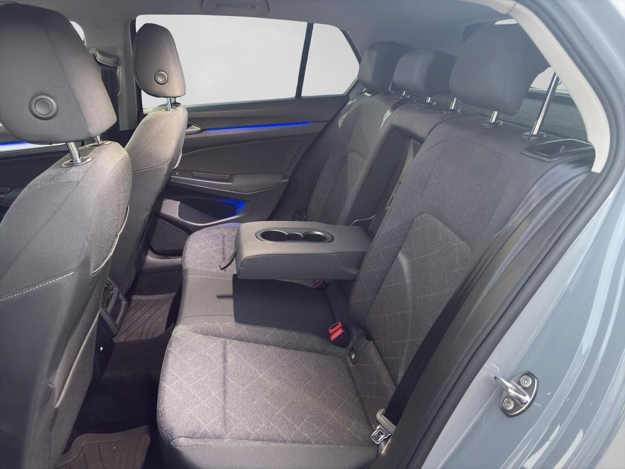 Volkswagen Golf VIII 2.0 TDi SCR DSG Style