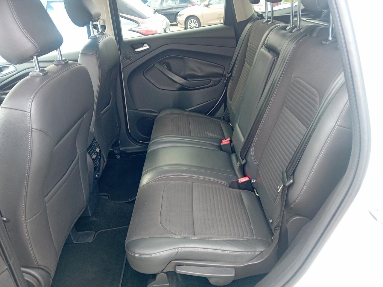 Ford Kuga 2.0 TDCI 150 CV S&S 2WD Titanium