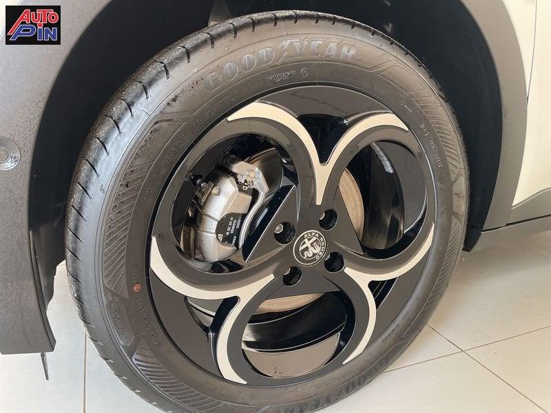 Alfa Romeo Junior 1.2 136 CV Hybrid eDCT6 Speciale+Techno Pack