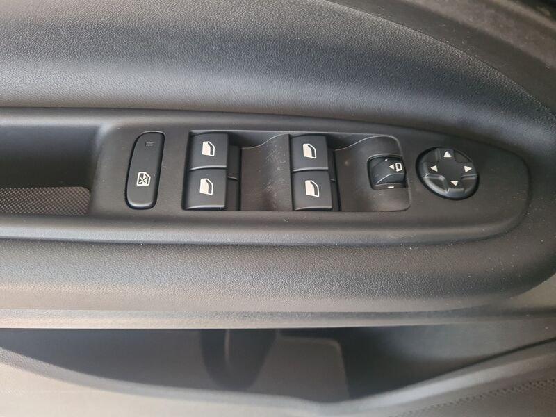 Jeep Avenger 1.2 Turbo Summit CON PROMO PENATI4U