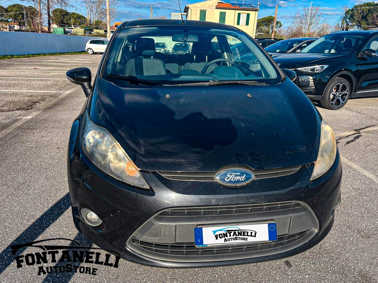 Ford Fiesta 1.4 TDCi 70CV 3 porte Titanium