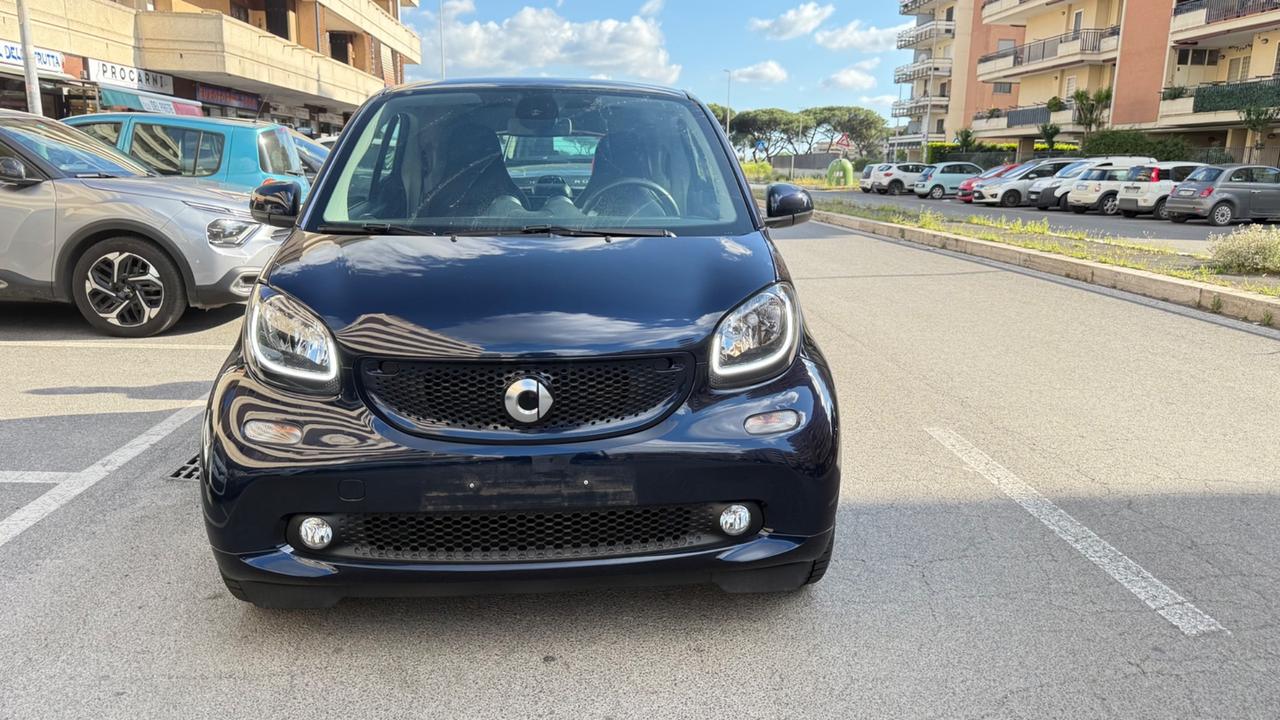Smart ForTwo 90 0.9 Turbo Prime BLU PARISINE LED NAVI PDC PANORAMA BLUETOOTH CERCHI 17 PELLE BRACCIOLO