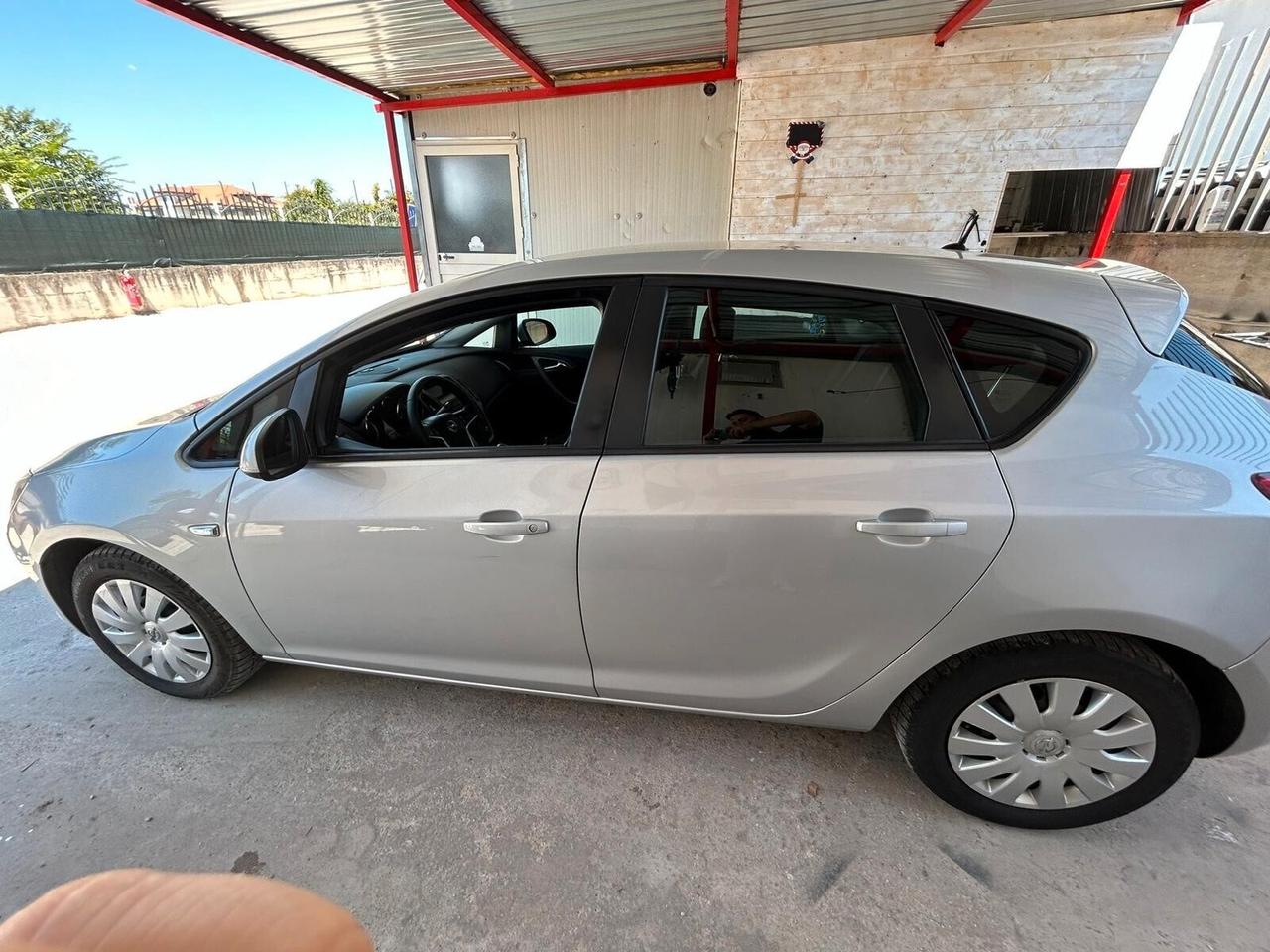 Opel Astra 1.7 CDTI 110CV 5 porte Elective