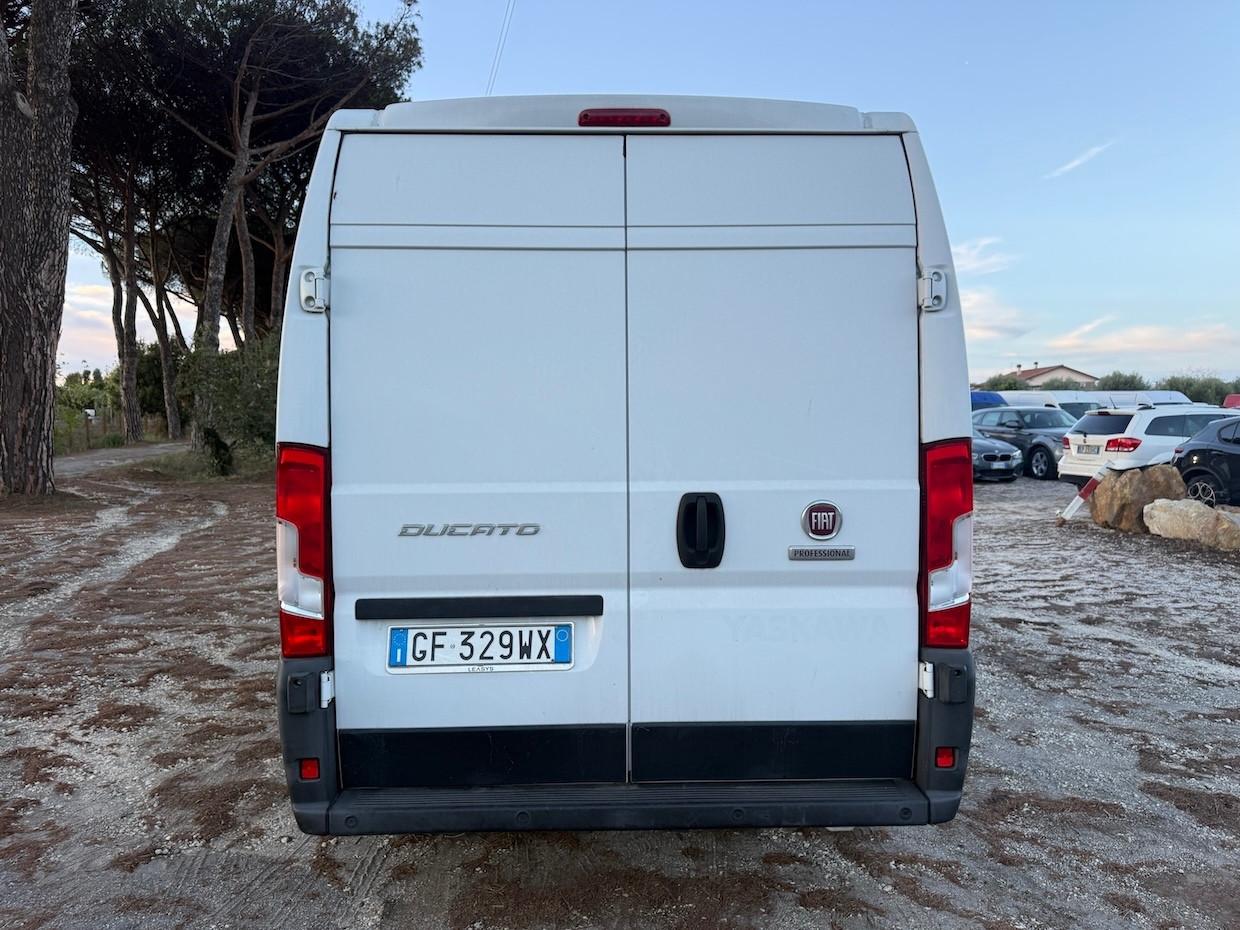 Fiat Ducato 33 2.3 mjt 140CV
