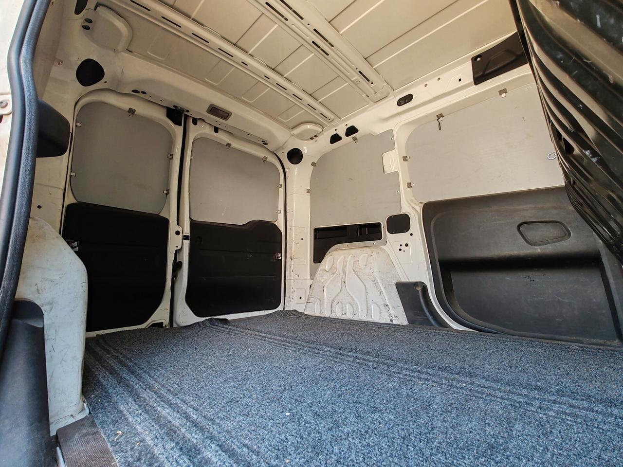 Fiat Doblo 1.4 T-Jet Natural Power 2013 Perfetta