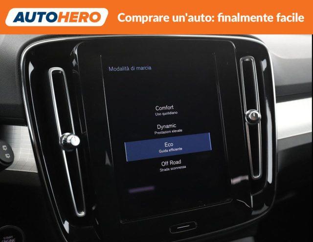VOLVO XC40 T3 Geartronic Momentum Pro