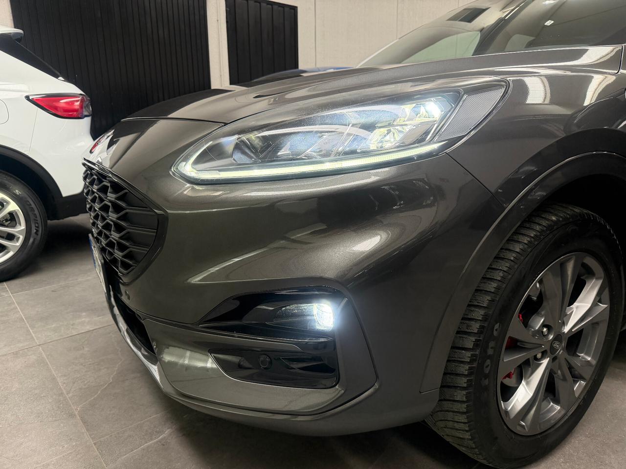 Ford Kuga 2.5 Plug In Hybrid 225 CV CVT 2WD ST-Line X