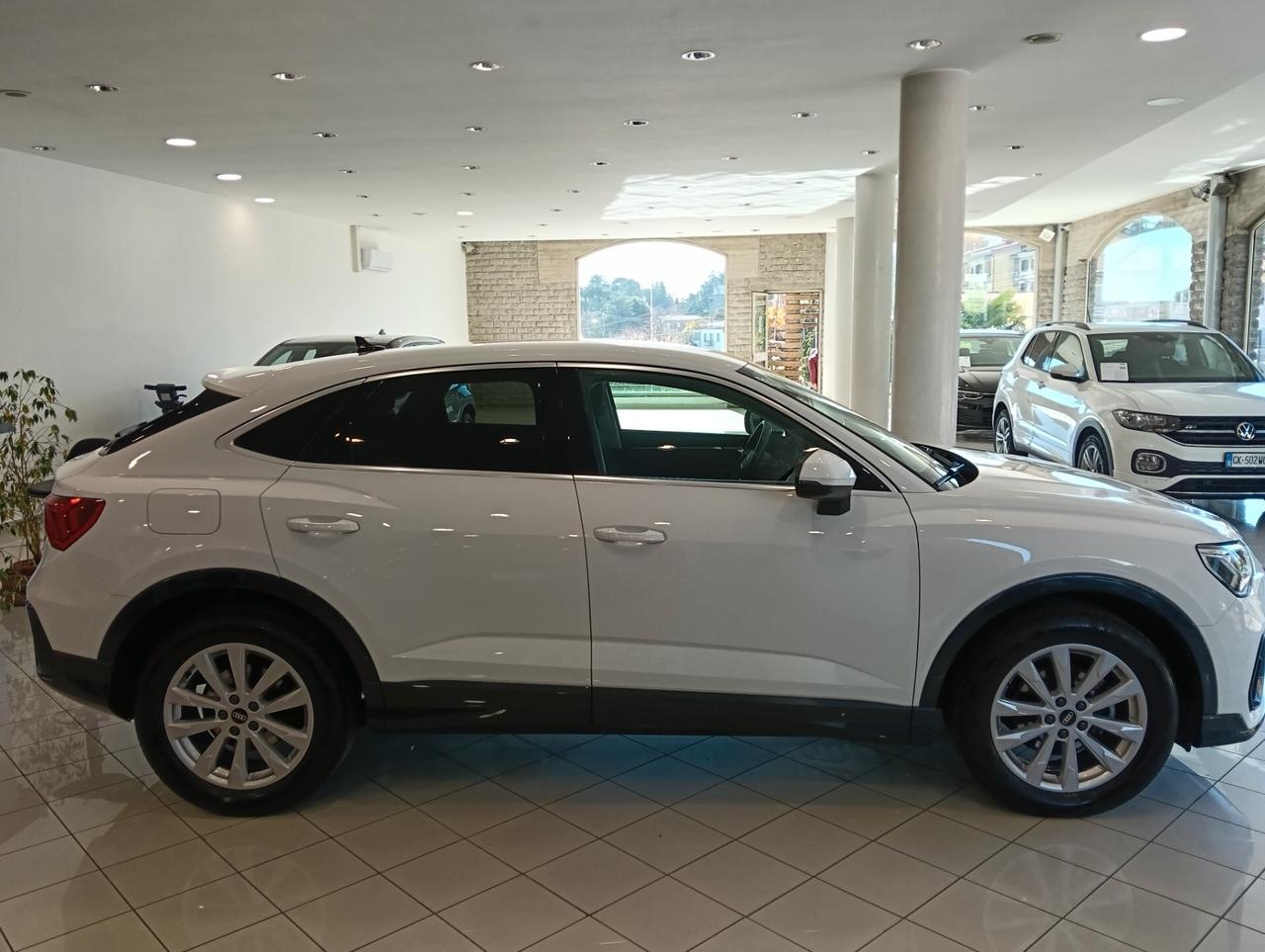 Audi Q3 SPB 35 TDI S tronic Business Plus