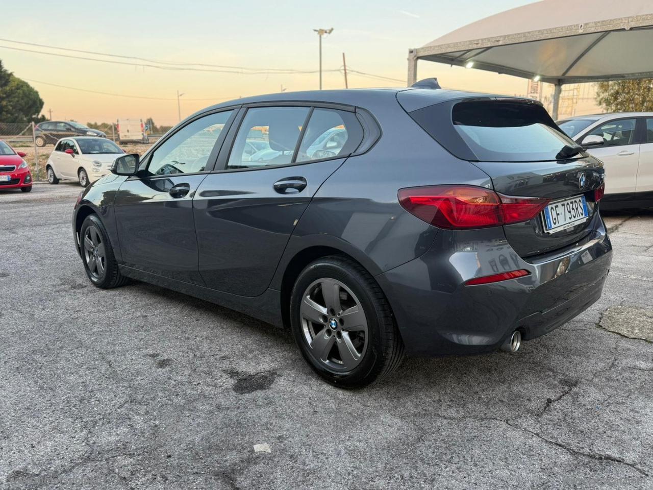 BMW 116d 5p. Business Advantage