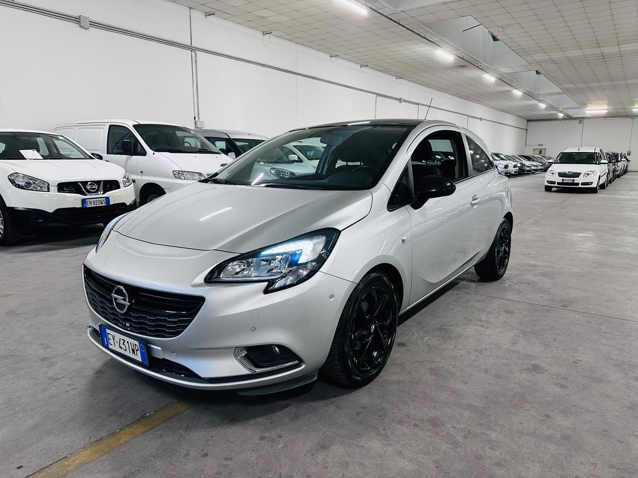 Opel Corsa 1.2 Coupé b-Color