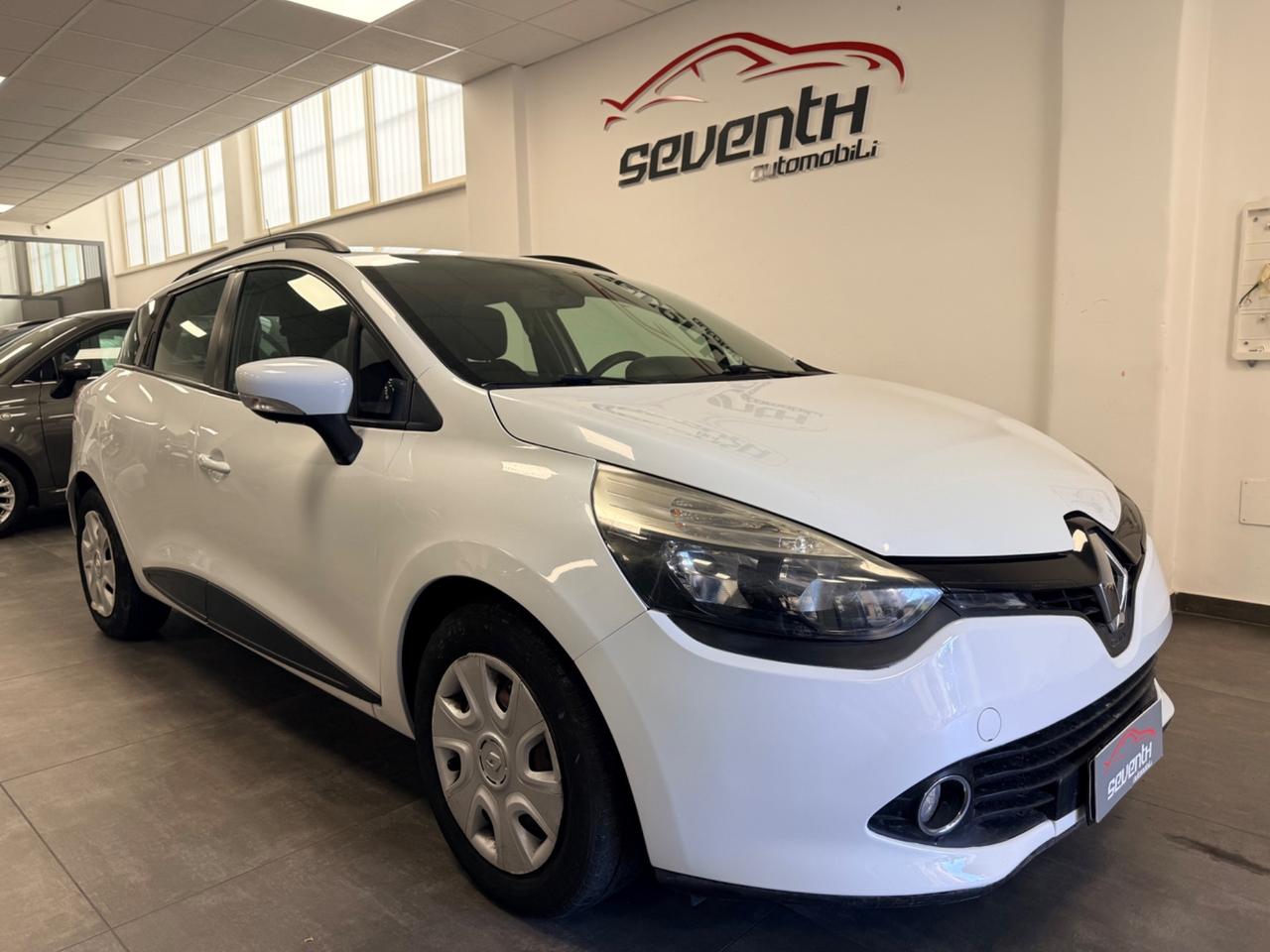 Renault Clio Sporter 1.2 75CV
