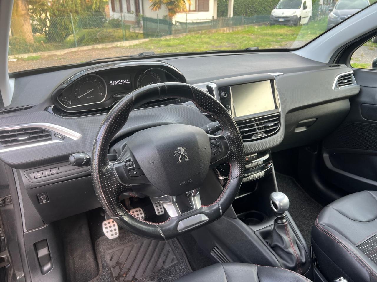 Peugeot 208 BlueHDi 120 S&S 3 porte GT Line