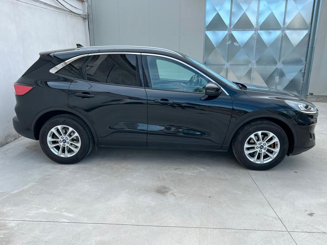 FORD KUGA 1.5 EcoBlue 120cv aut. 2022!!TITANIUM!!!