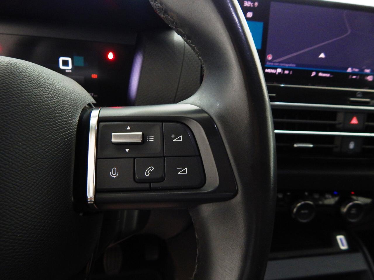 Citroen C4 1.5 bluehdi Shine S&S NAVI-PELLE-PARK-KAMERA