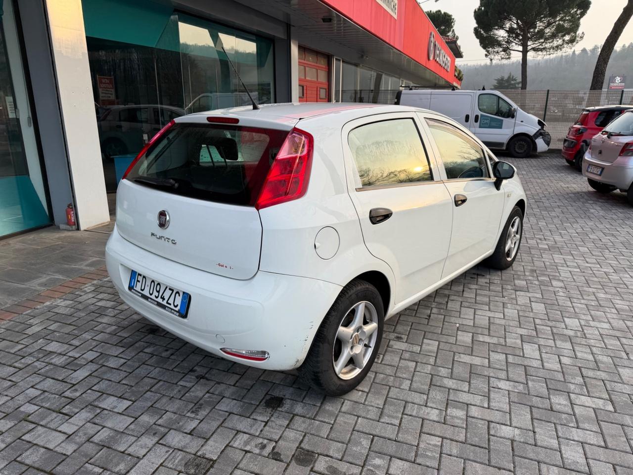 Fiat Punto 1.2 Benzina 2016 Euro6 - NEOPATENTATI