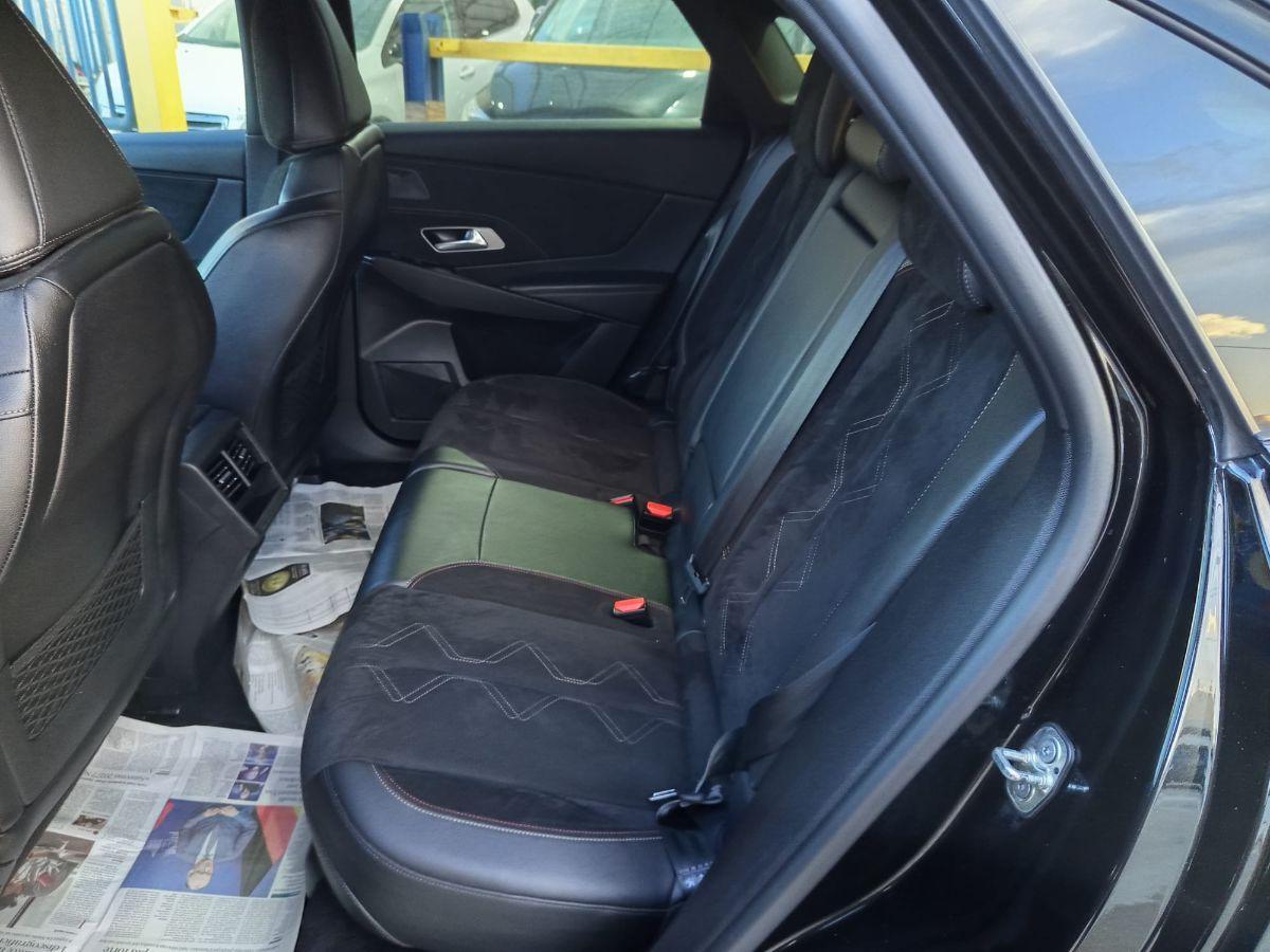 DS DS 7 BlueHDi 130 aut. Performance Line 2023