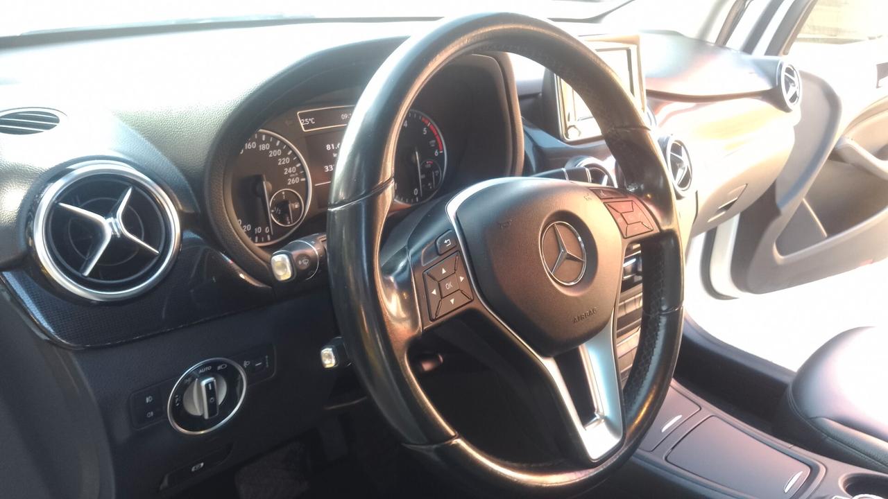 Mercedes-benz B 180 CDI Automatic Premium 2015