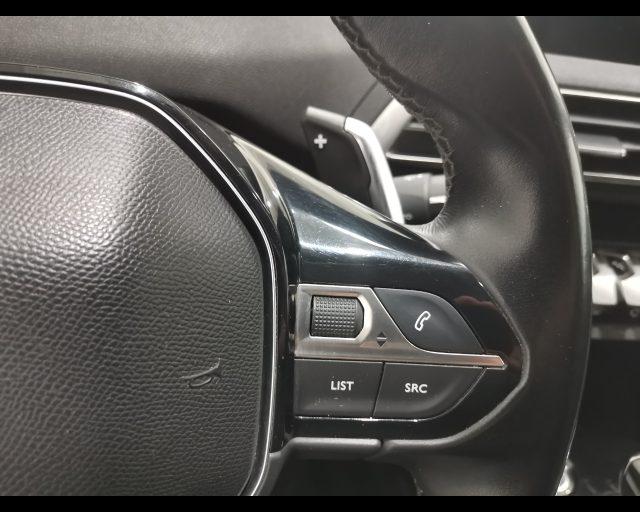 PEUGEOT 5008 BlueHDi 120 S&S EAT6 Business